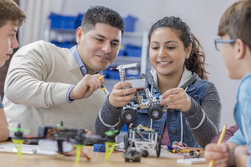 Texas Teachers Create 9 STEM News Lessons That Engage with Students’ Communities
