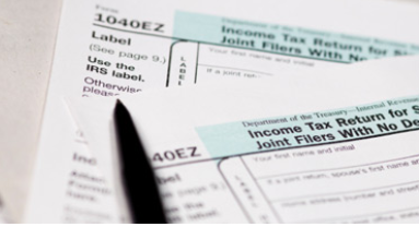 PREPARING A 1040EZ INCOME TAX FORM Example